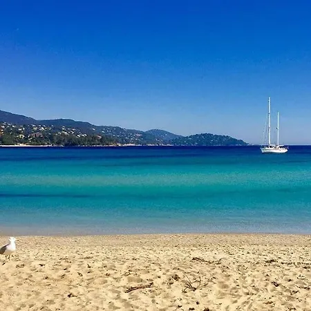 2 Personnes Vue Climatise Linge Maison Le Lavandou